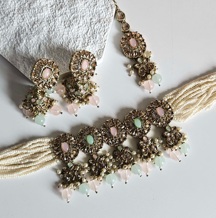 Lopa Choker Set