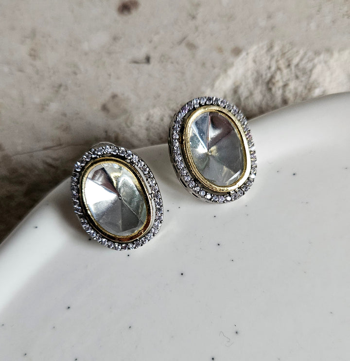 Parul Studs