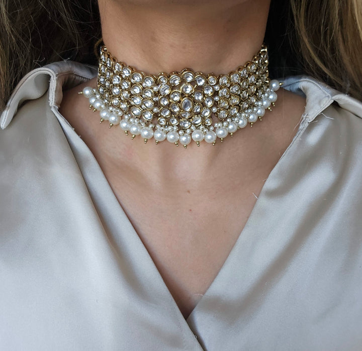Iram D2 Choker Set