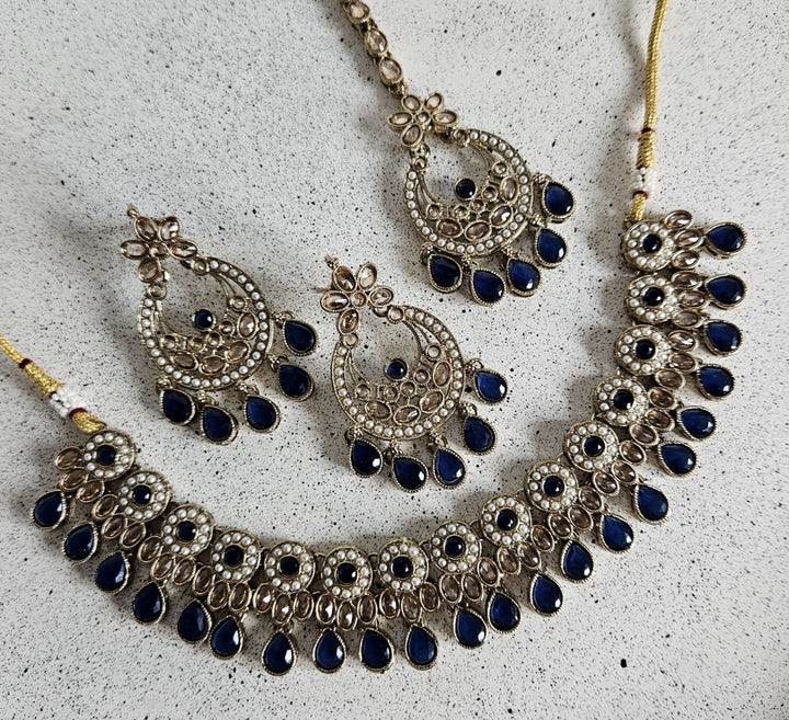 Priya Polki Necklace Set