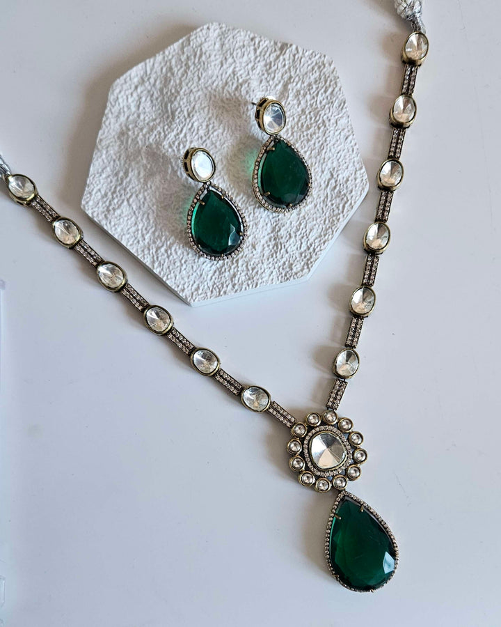 Lavanya Necklace Set