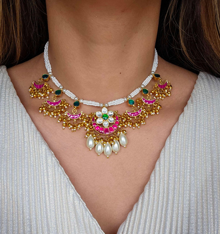 Hangma Pachi Kundan Necklace/Choker Set