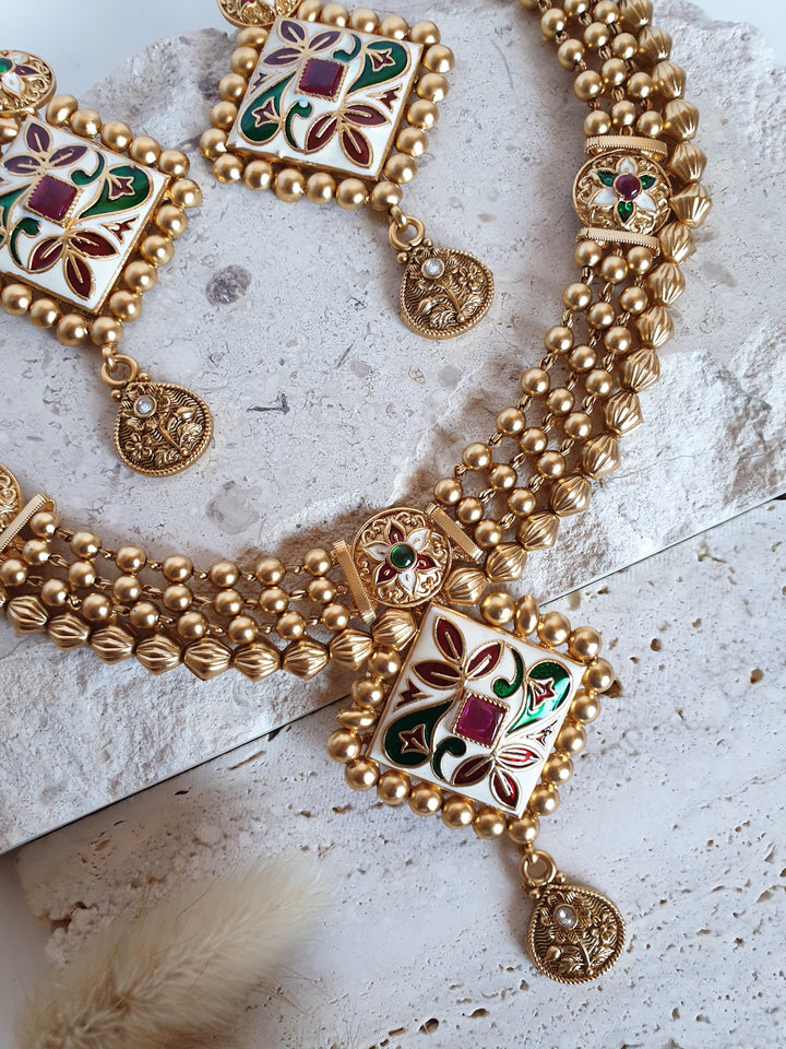 Bob Necklace Set