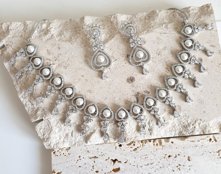 Alice Necklace Set