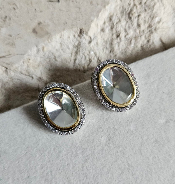 Parul Studs