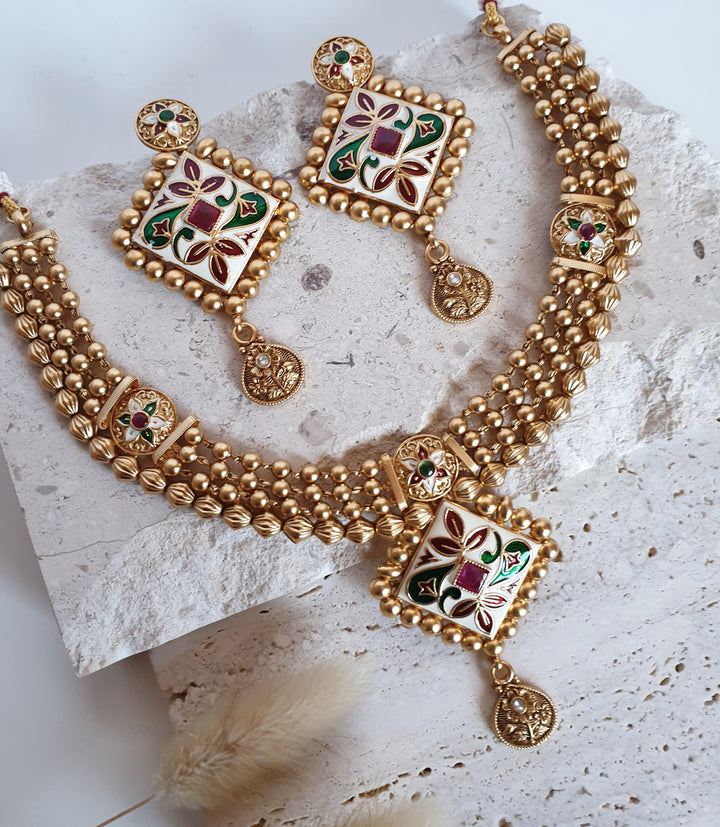Bob Necklace Set