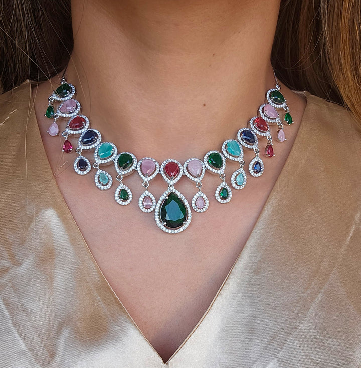 Dally Necklace Set