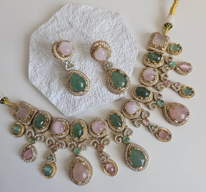 AMIRAH Choker/Necklace Set