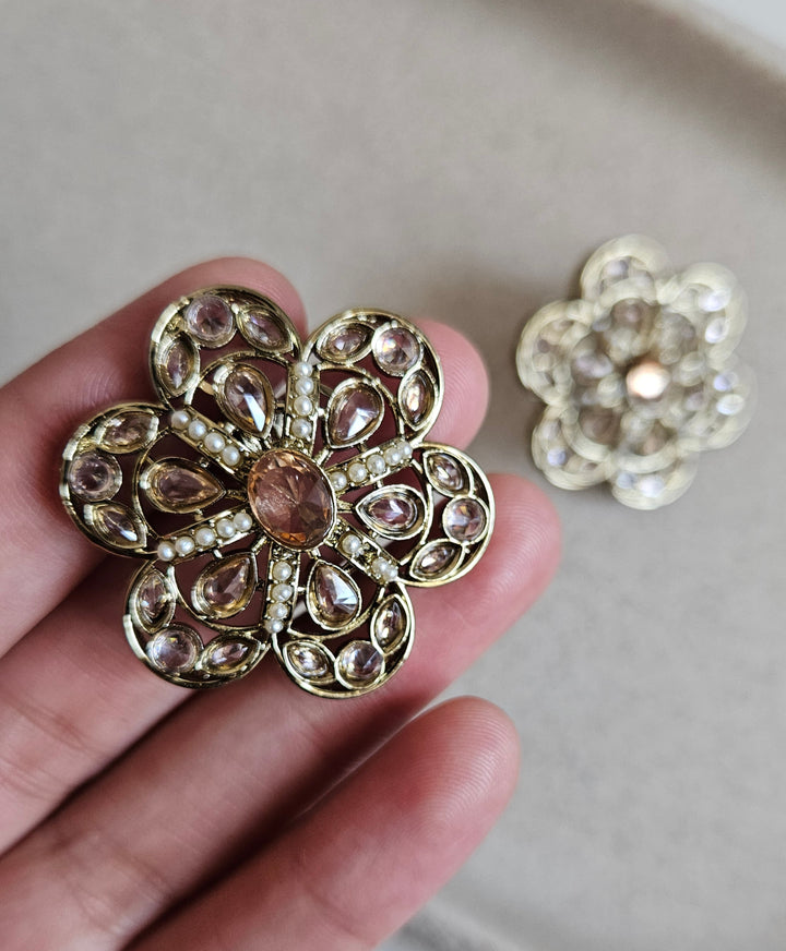 MERCENT Studs