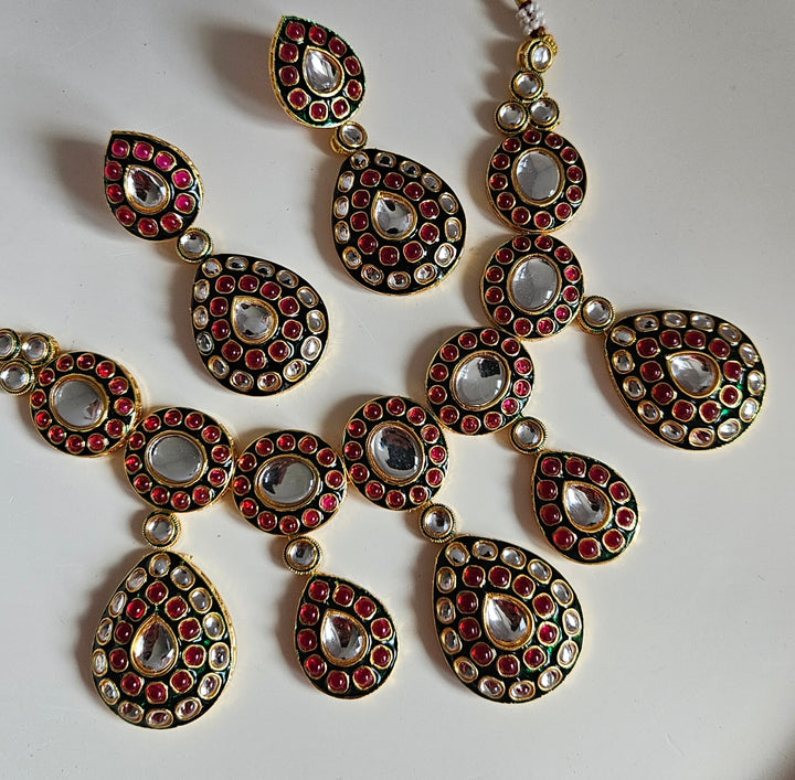 ZAHIDA Choker/Necklace Set