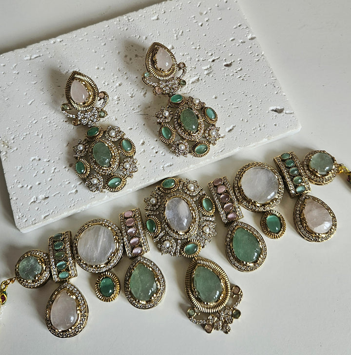 SATNAM Choker/Necklace Set