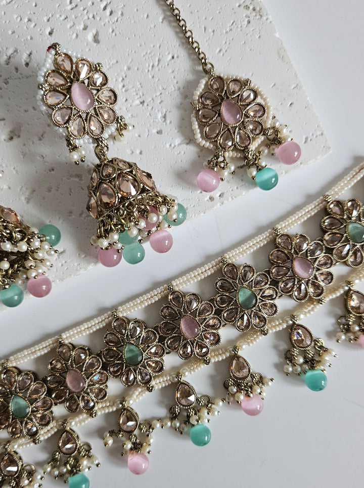 Devi Choker Set