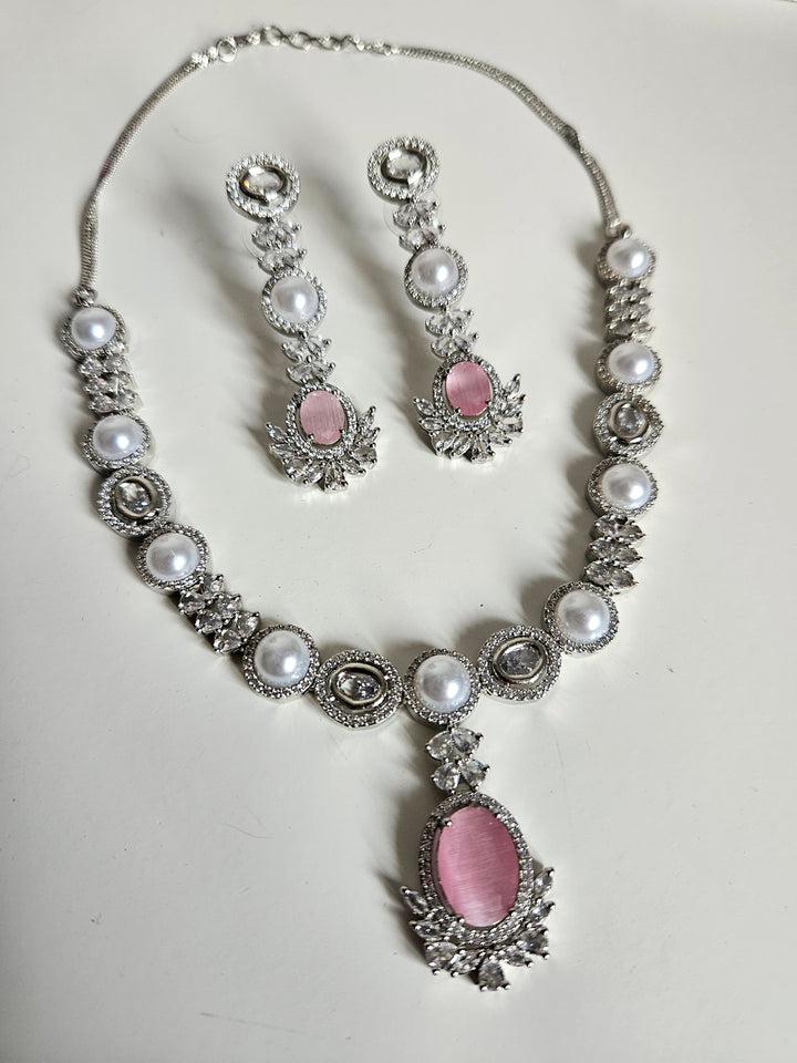 REHA Necklace Set
