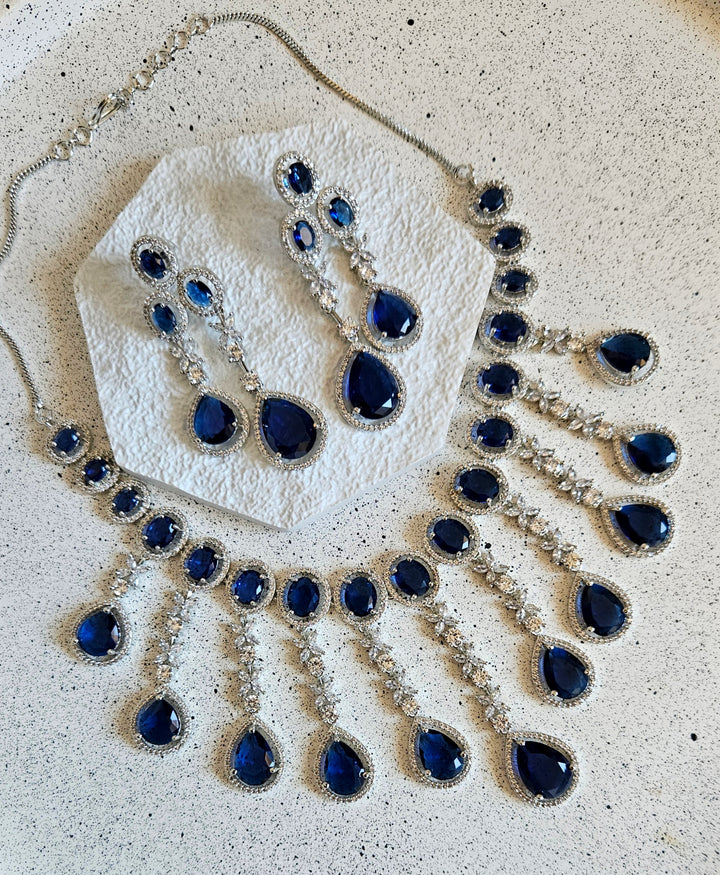 REYANSH Necklace Set