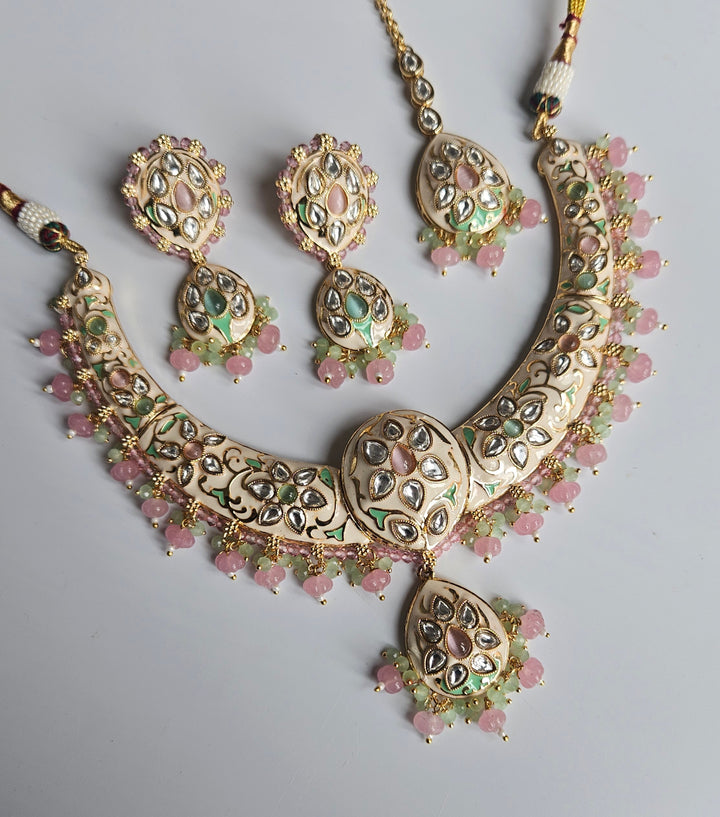 AYAT Necklace Set