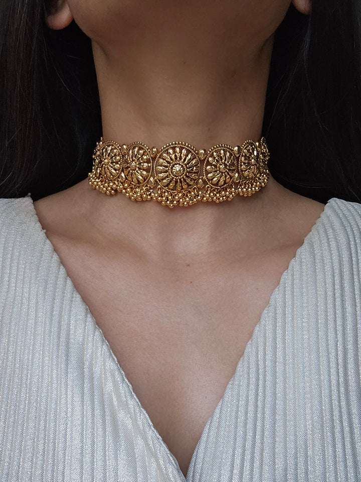 MANMEET Choker Set
