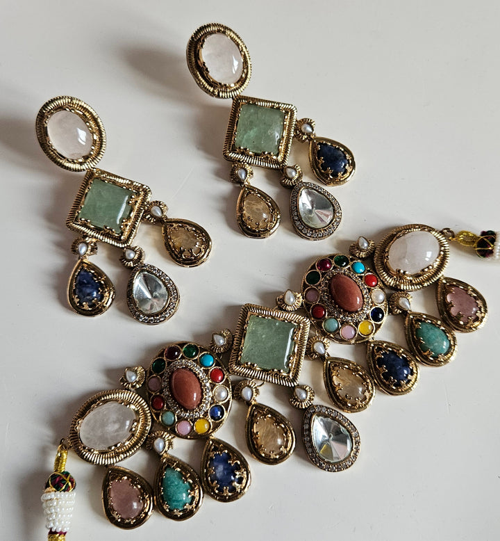 MANROOP Choker Set