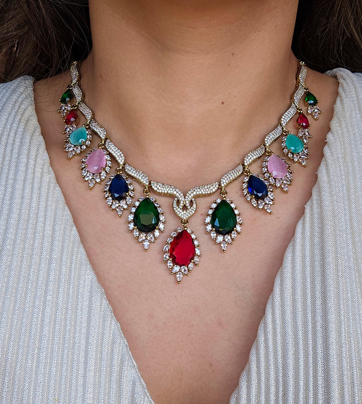 TARA Necklace Set