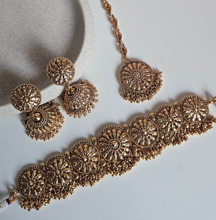 MANMEET Choker Set