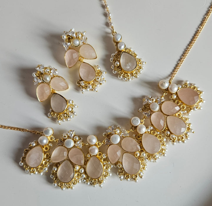 AKANSHA Necklace Set