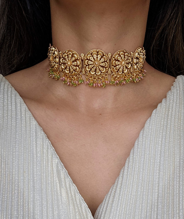 NIPOOJA Choker Set