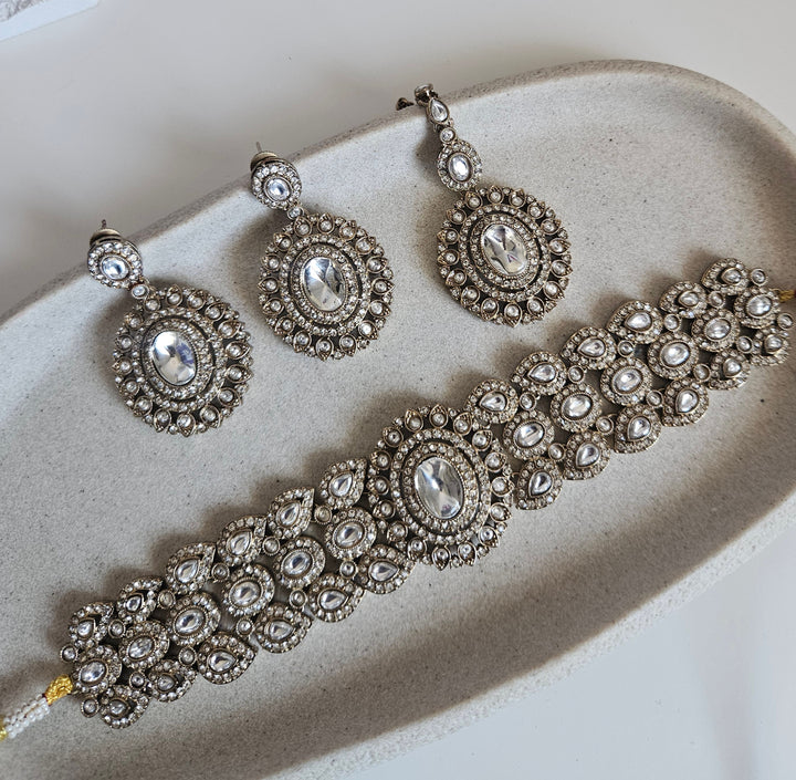 DOLLY Choker Set