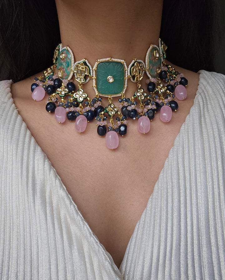 NAYLA A200 Choker/Necklace Set