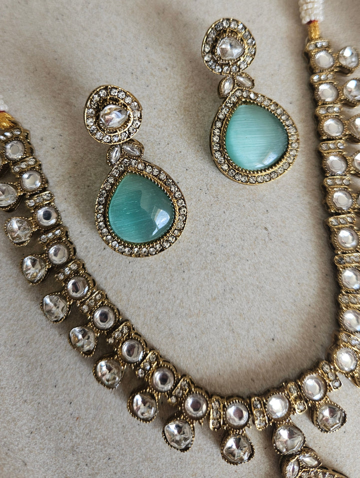 LOGAN Necklace Set