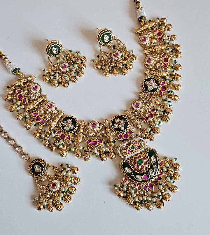RABIA Necklace Set