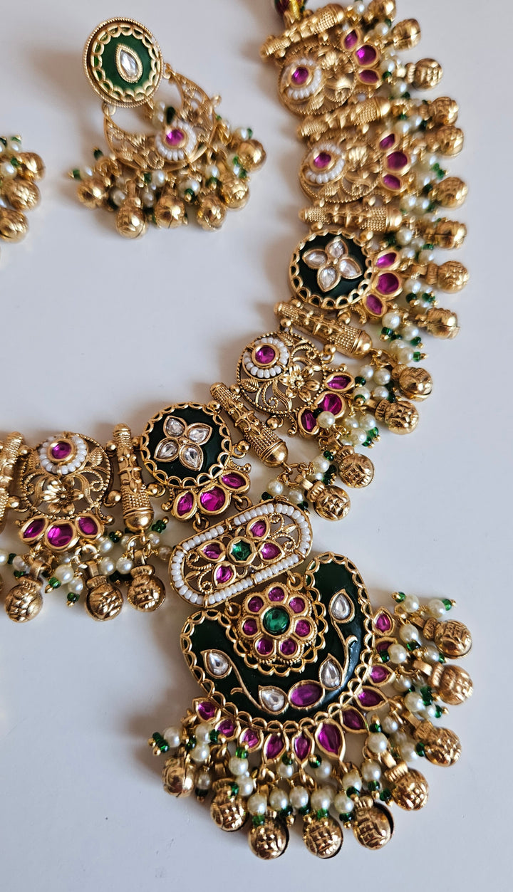 RABIA Necklace Set