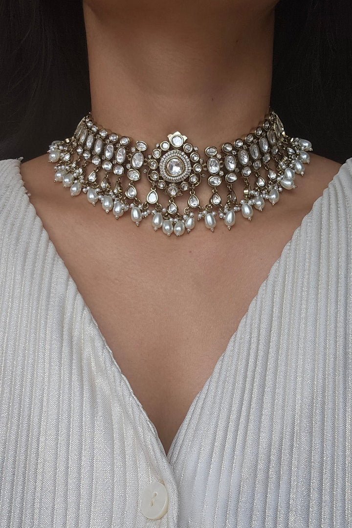TRUPTI Choker/Necklace Set