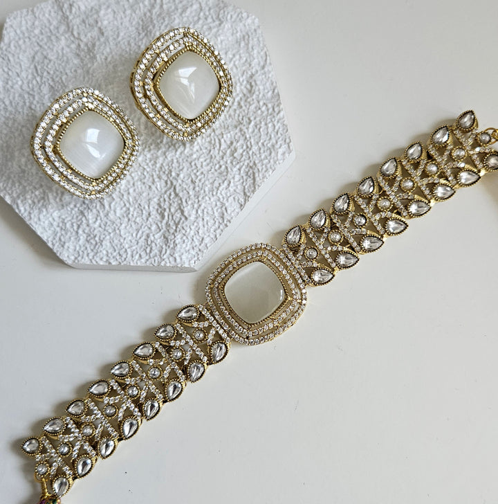 RAJVEEN Choker Set