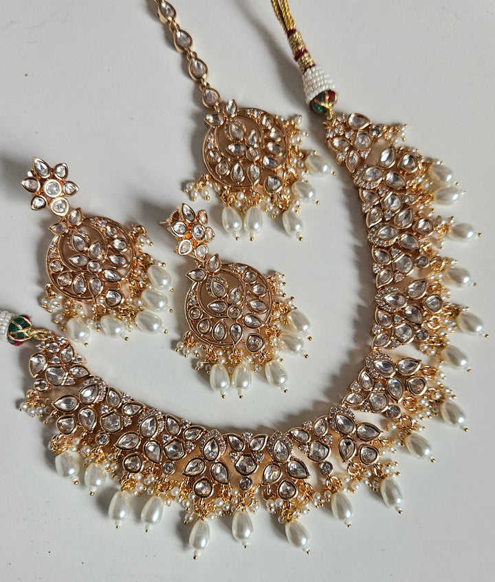 LILAN Necklace Set