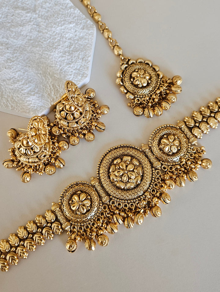 MANDEEP Choker Set