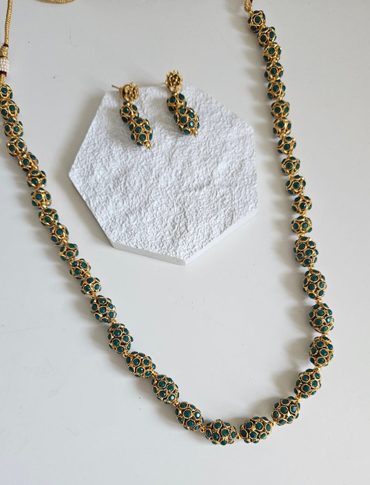 HELEN Necklace Set