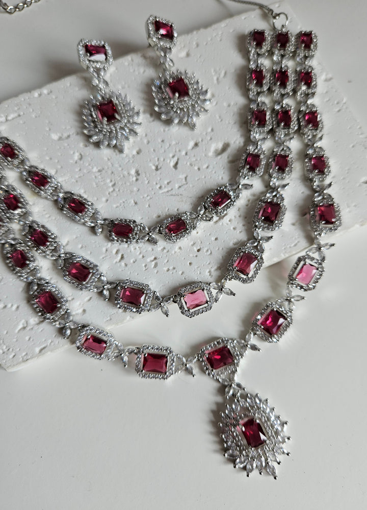 HAYLEY Necklace Set