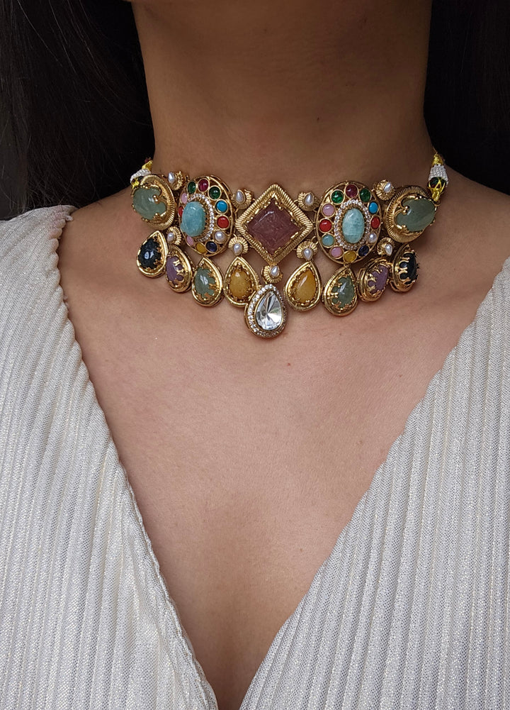 MANROOP A30 Choker Set