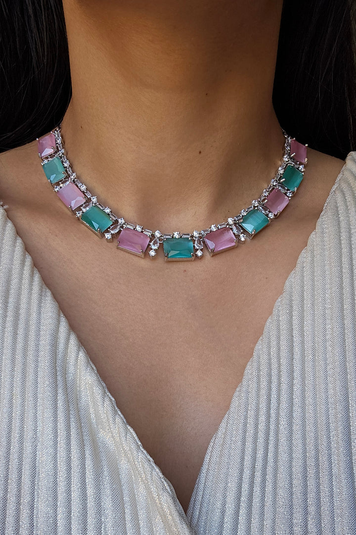 SUNNA Necklace Set