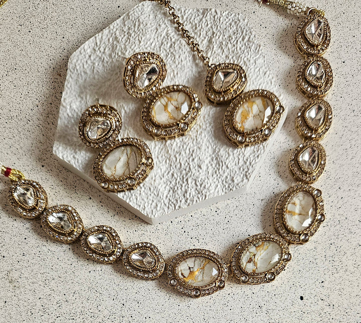 KIMAYA Necklace Set