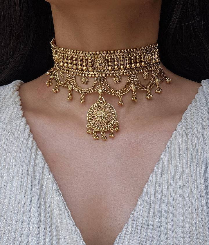 RIVAAZ Choker Set