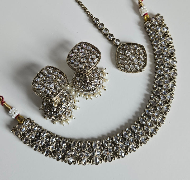 NABEELA Necklace Set