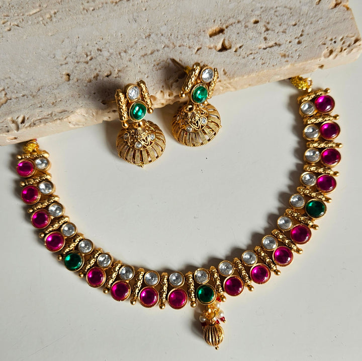 LAURA Necklace Set