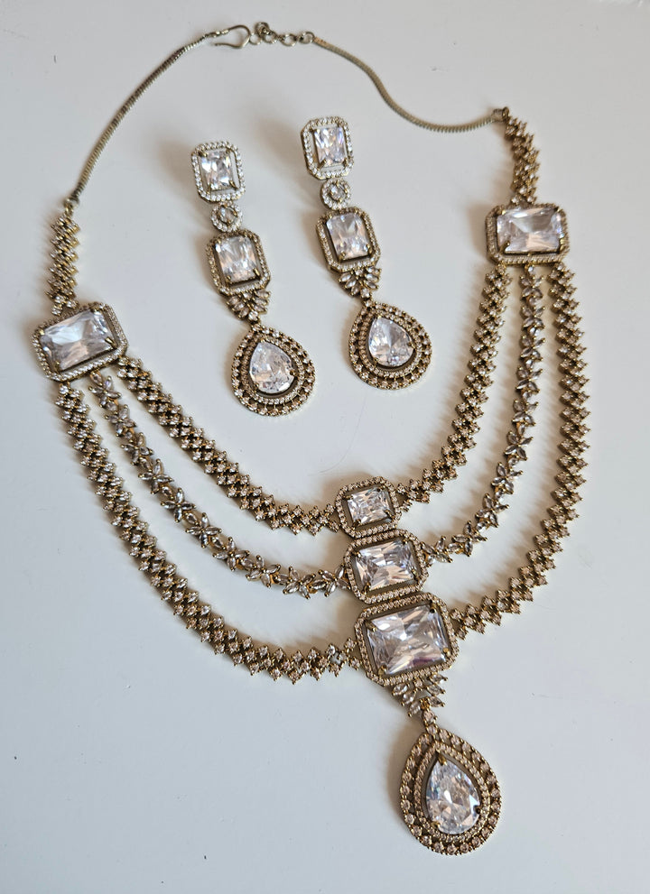 KYLIE Choker/Necklace Set