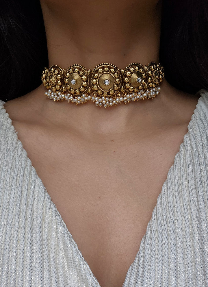 AMANAT Choker Set