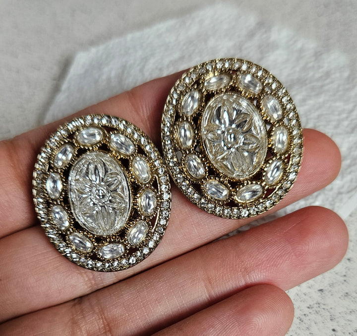LIPSY Studs