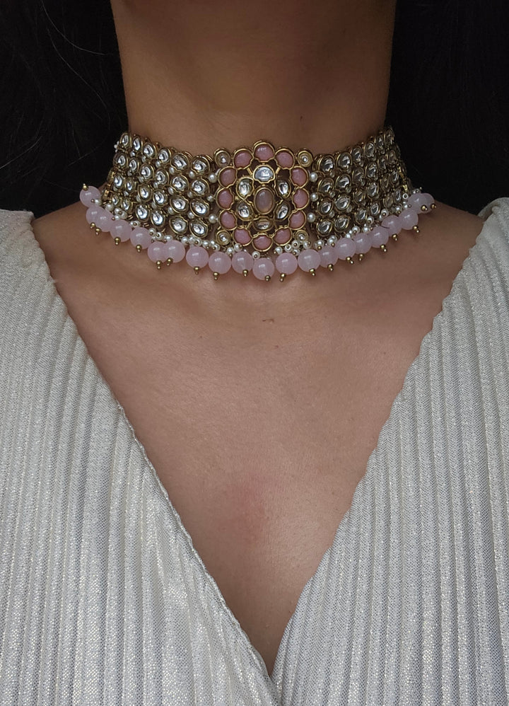 Iram D113 Choker Set