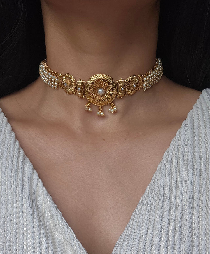 MANI Choker Set