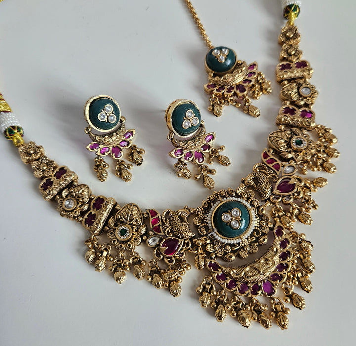 PAMELA Necklace Set