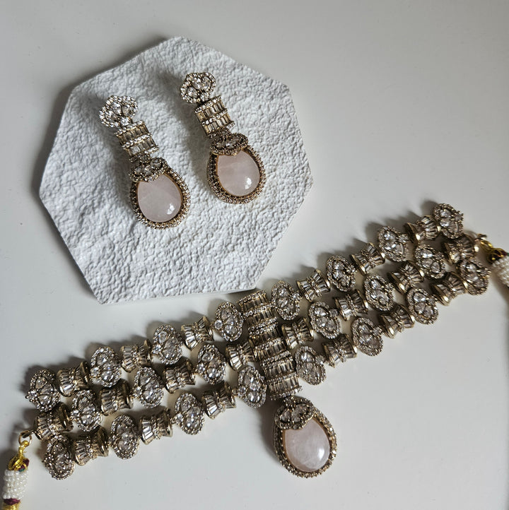 SIMARTH Choker Set