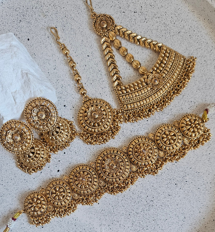 GORISHA Choker Set